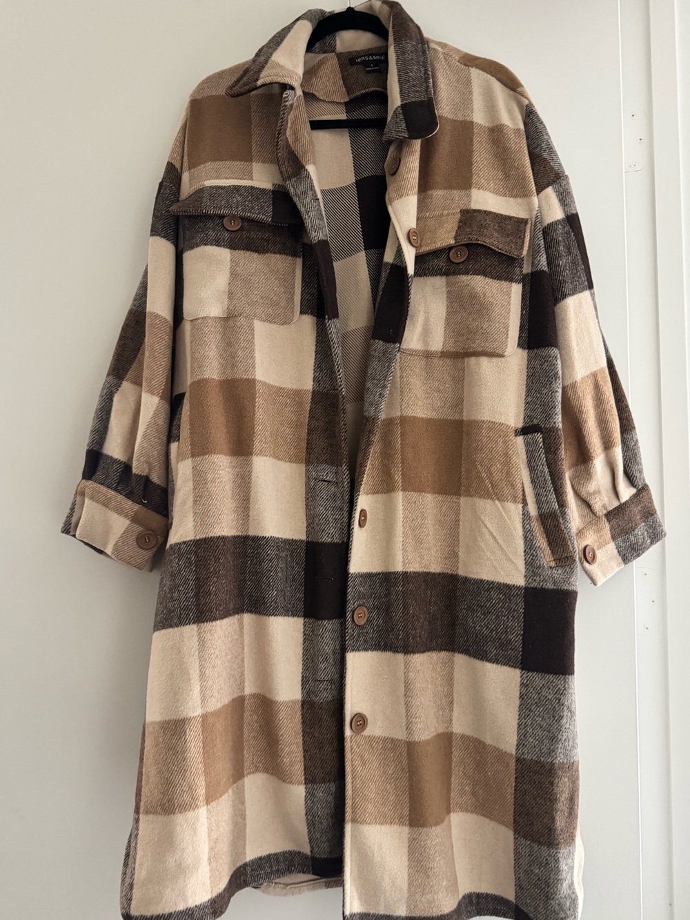 WINSOME Oversized Plaid Pea Coat in Beige & Brown